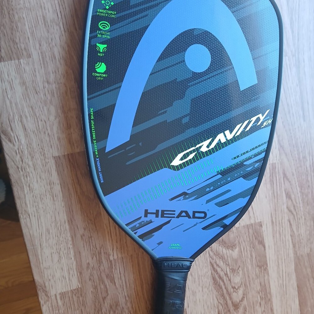Head Gravity Short Grip Pickleball Paddle